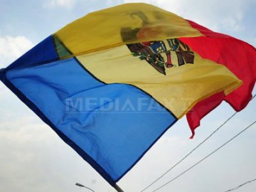 Trei mii de oameni au participat în Capitală la un marş pentru unirea cu Republica Moldova