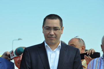 Ponta: Oprea organizează prezidenţialele. Mulţumesc opoziţiei că a ”lăsat-o mai moale” cu fraudarea