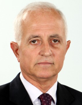 Puterea a mai racolat un senator