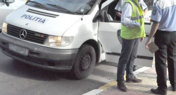 Lovită pe trecerea de pietoni, pe bulevardul Mamaia