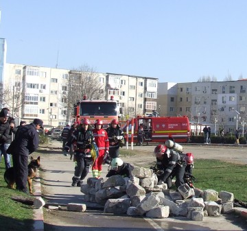Reguli de comportare şi măsuri de protecţie în cazul producerii unor calamităţi naturale