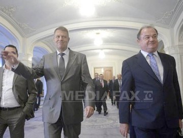 Iohannis, Blaga şi „spuma” PNL, petrecere după prezidenţiale