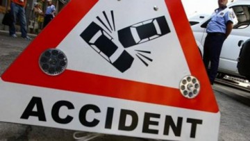 Accident rutier la ieşire din Corbu: o maşină a pătruns pe contrasens