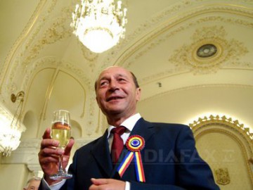 Preşedintele Traian Băsescu, ultima recepţie de Ziua Naţională