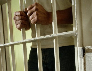 Constănţeni condamnaţi pentru delapidare şi spălare de bani şi obligaţi să plătească peste 4 milioane de lei statului