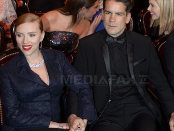 Scarlett Johansson s-a căsătorit cu jurnalistul Romain Dauriac
