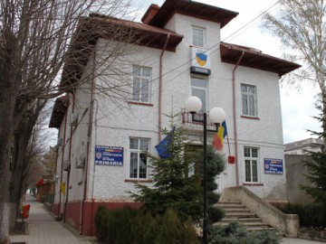 Fost angajat al Primăriei Eforie, săltat de poliţişti!