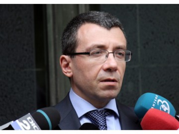 Voicu: Legea votului prin corespondență trebuie să fie adoptată cel târziu la începutul lunii noiembrie