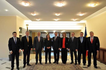 Ce au discutat politicienii cu Victoria Nuland