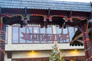 Începe judecata în cazul scandalagiului de la Rustic