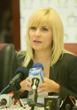 Contestația Elenei Udrea se judecă marți