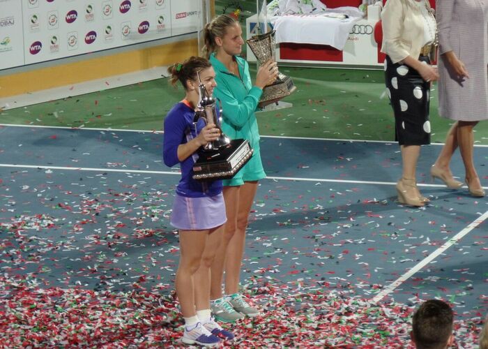 Simona Halep, susținută de sute de români la Dubai Simona Halep, susținută de sute de români la Dubai