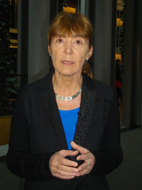 Macovei, despre Directiva privind confiscarea extinsă a averilor: România mai are termen, ca toate statele membre, până la sfârşitul lui 2016 să o transpună Macovei, despre Directiva privind confiscarea extinsă a averilor: România mai are termen, ca toate statele membre, până la sfârşitul lui 2016 să o transpună