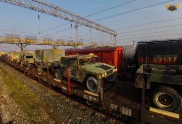 Un tren cu blindate americane a ajuns în Constanţa