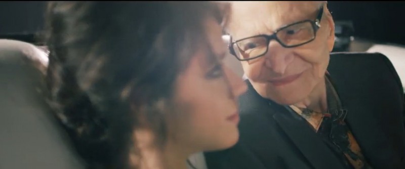 Radu Beligan joacă în cel mai nou videoclip Holograf, “De câte ori să te iubesc” Radu Beligan joacă în cel mai nou videoclip Holograf, “De câte ori să te iubesc”
