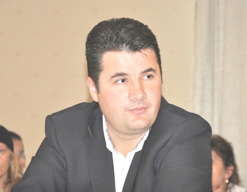 Iustin Roman s-a înscris în cursa internă a PNL pentru Primăria Constanţa Iustin Roman s-a înscris în cursa internă a PNL pentru Primăria Constanţa