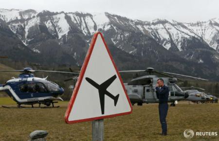 150 de oameni au murit după ce un avion s-a prăbuşit în Alpii francezi! 150 de oameni au murit după ce un avion s-a prăbuşit în Alpii francezi!