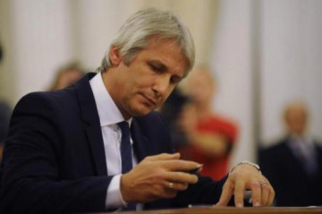 Teodorovici și Nica au depus jurămintele la Palatul Cotroceni