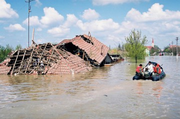 Cod galben de INUNDAŢII în Constanţa, în această noapte!