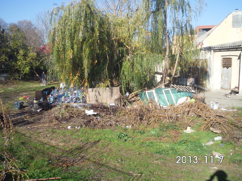 Cum justifică Primăria Eforie evacuarea ţiganilor de la internat: au devastat clădirea! Cum justifică Primăria Eforie evacuarea ţiganilor de la internat: au devastat clădirea!