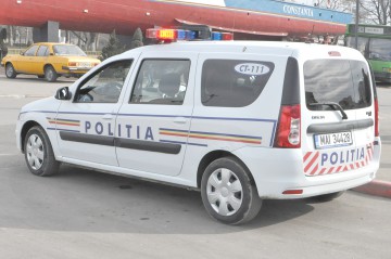 Persoane dispărute sau date în urmărire, depistate de poliţişti