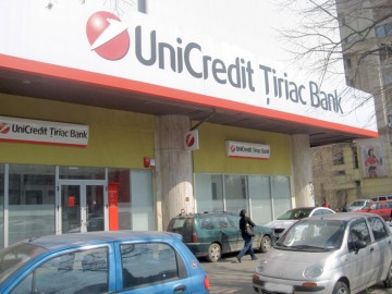 Ion Ţiriac şi-a vândut participaţia de la UniCredit Bank
