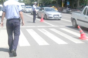 Vârstnic băut, accidentat pe trecerea de pietoni