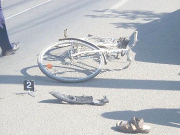 Biciclist aflat sub influenţa băuturilor alcoolice, accidentat la Eforie