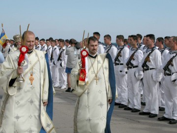 Ceremonie religioasă de sfinţire a Monumentului Eroilor Marinari Români