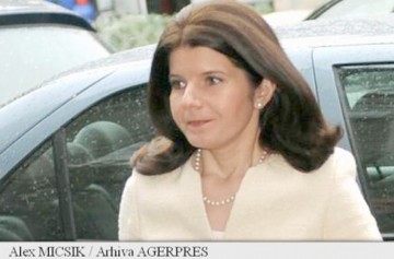 Monica Iacob Ridzi cere graţierea