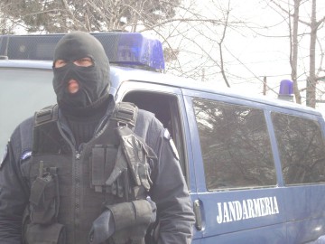 Jandarmii constănţeni au participat la 15 percheziţii, în Ialomiţa