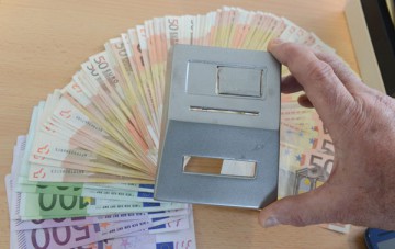 Finanțele lansează, luni, prima emisiune de titluri de stat pentru populație din ultimii 10 ani