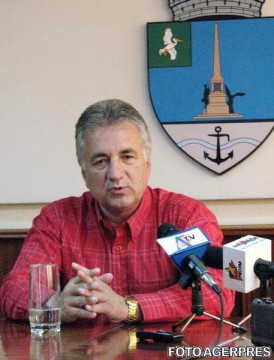 DNA: Primarul din Tulcea, Constantin Hogea, trimis în judecată în stare de arest la domiciliu