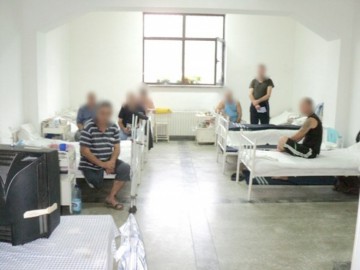 Minorul acuzat de agresiune sexuală, introdus în centrul de detenţie Tichileşti