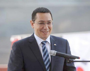 Victor Ponta nu îşi dă demisia