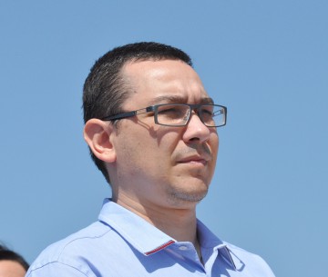 Moţiunea a picat. Ponta: Haideţi să ne apucăm de treabă