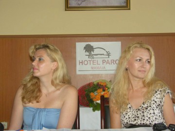 Roberta Anastase şi Maria Stavrositu