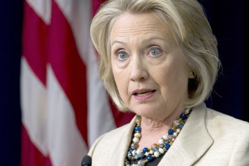 Circa 2.000 de e-mailuri ale lui Hillary Clinton au fost făcute publice