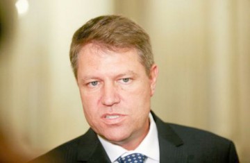 Iohannis l-a numit pe Oprea premier interimar după ce a primit actele medicale de la Ponta