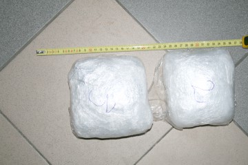 Peste 300 kg de droguri ridicate de poliţişti în doar 5 luni