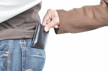 Nu vă lăsaţi bunurile nesupravegheate! Patru persoane au depus plângeri la Secţia 3 Poliţie