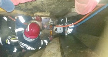 Oamenii străzii le-au dat de furcă pompierilor, în zona Dacia