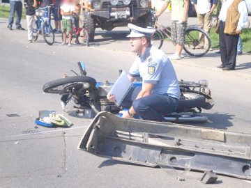 Motociclist, accidentat la Lumina