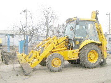 Conducea un buldozer fără permis