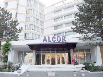 Hotelul din Mamaia al familiei Stavrositu, declasificat de ANT din cauza jegului din camere