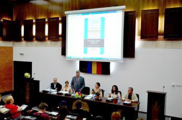 Prof.univ.dr. Constantin Milică, decorat cu titlul de Doctor Honoris Causa al Universităţii Ovidius