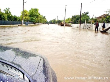 Saraiu, sub ape! Oameni evacuaţi din locuinţe, grădiniţa şi mai multe case au fost avariate