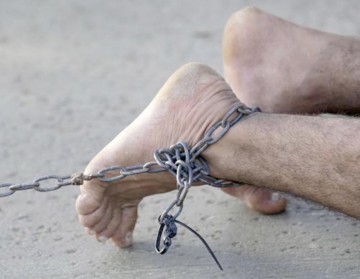 Stăpânul de sclavi de la Ceamurlia rămâne după gratii