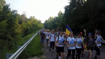 ZIUA 4. Marșul Tinerilor Moldovei PE JOS de la Chișinău la București: „Cu pieptul plin de România!”