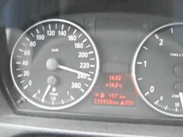 Vitezomanii de pe Autostrada Soarelui postează pe Facebook noile recorduri: au ajuns şi la 240 km/h!
